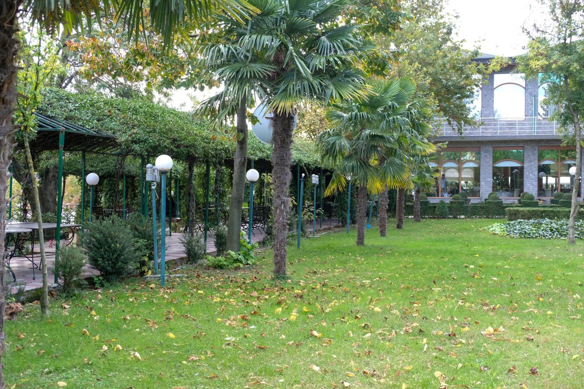 Buna Park Hotel Berdic e Siperme Exterior foto