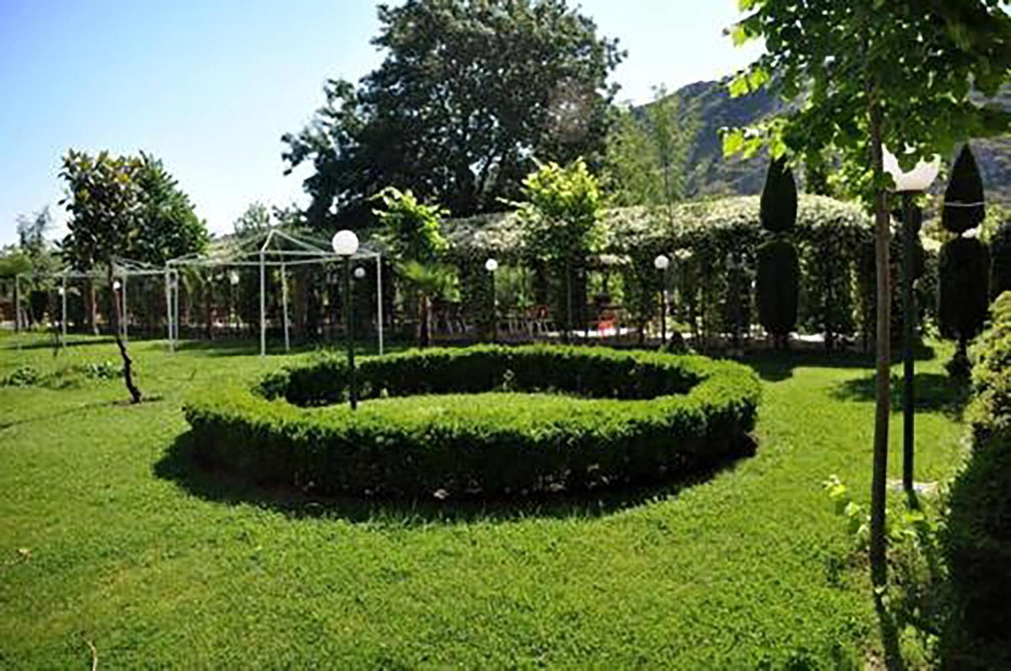 Buna Park Hotel Berdic e Siperme Exterior foto